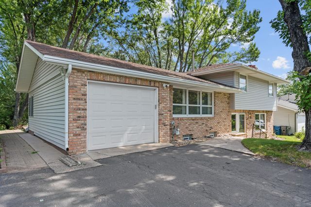 1870 7th Street NW, New Brighton, MN 55112