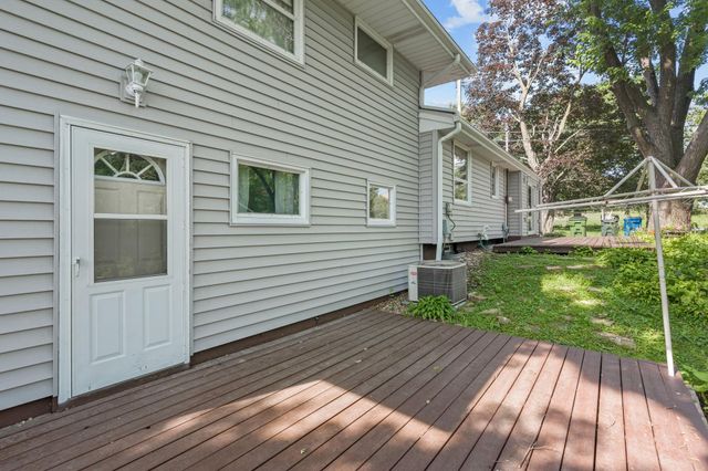 1870 7th Street NW, New Brighton, MN 55112