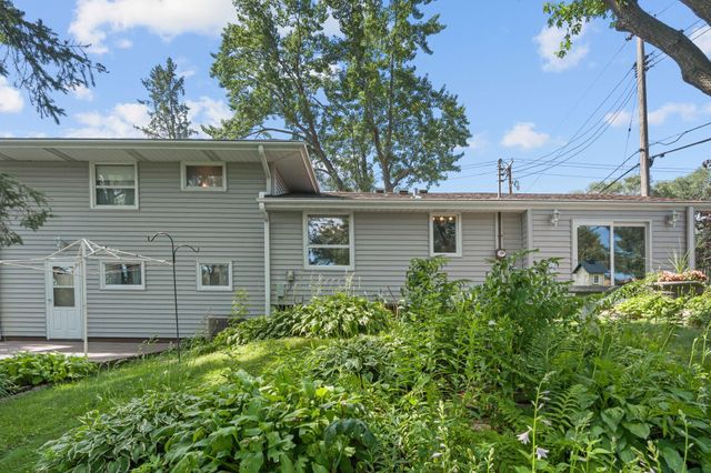 1870 7th Street NW, New Brighton, MN 55112