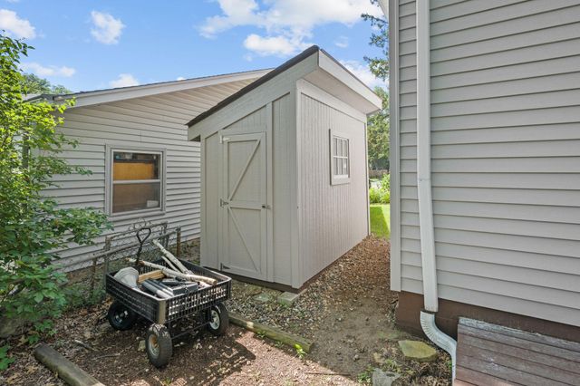 1870 7th Street NW, New Brighton, MN 55112