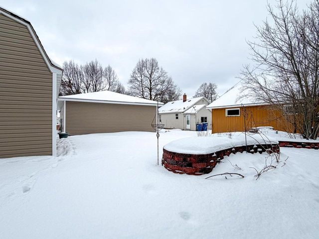 1241 S 11TH AVENUE, Wausau, WI 54401