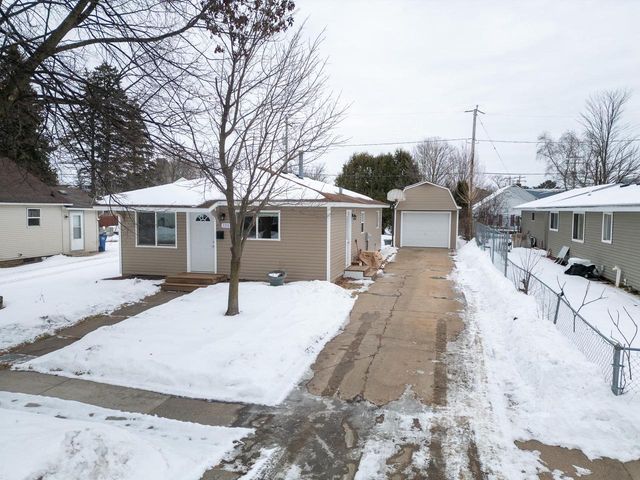 1241 S 11TH AVENUE, Wausau, WI 54401