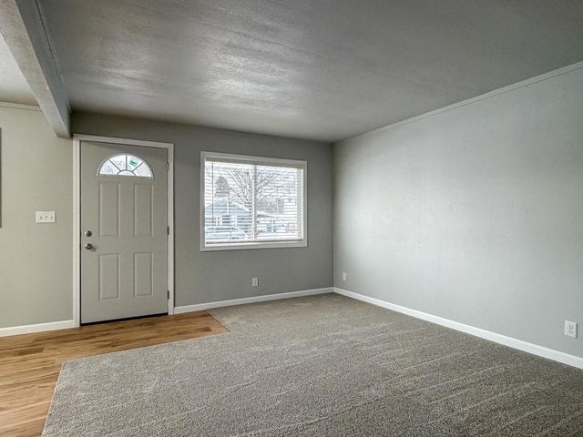 1241 S 11TH AVENUE, Wausau, WI 54401