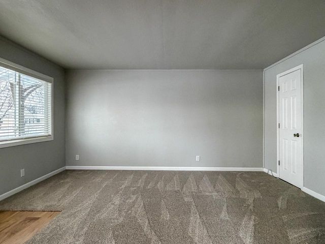 1241 S 11TH AVENUE, Wausau, WI 54401