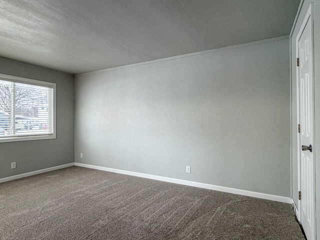 1241 S 11TH AVENUE, Wausau, WI 54401