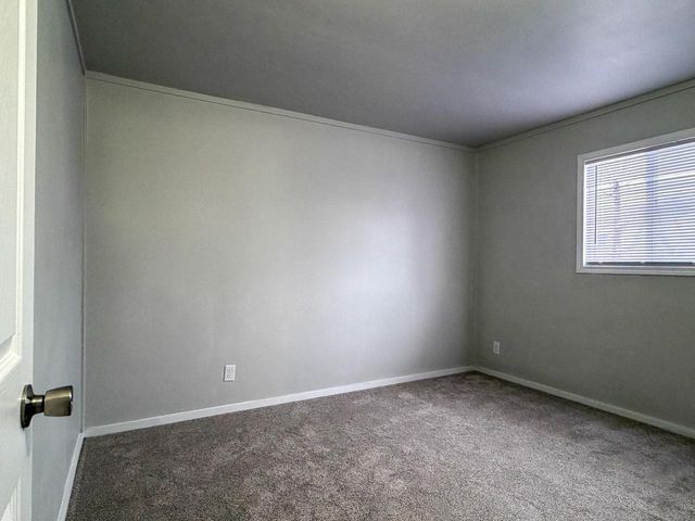 1241 S 11TH AVENUE, Wausau, WI 54401