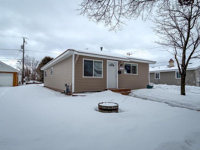 1241 S 11TH AVENUE, Wausau, WI 54401