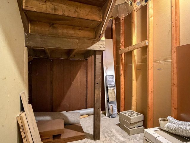 1241 S 11TH AVENUE, Wausau, WI 54401