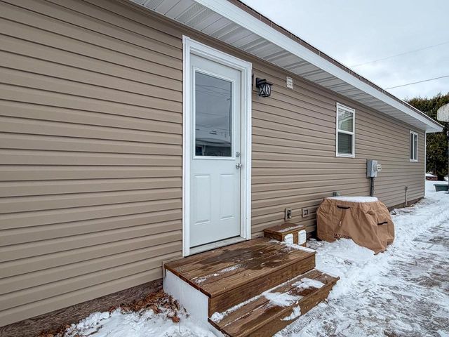 1241 S 11TH AVENUE, Wausau, WI 54401