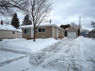 1241 S 11TH AVENUE, Wausau, WI 54401