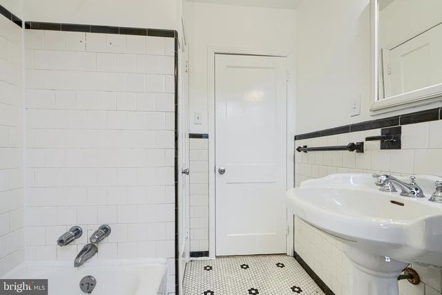 8235 PLEASANT PLAINS RD, Towson, MD 21286