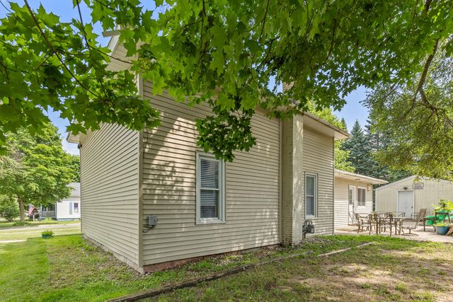 501 W Grove, Greenville, MI 48838