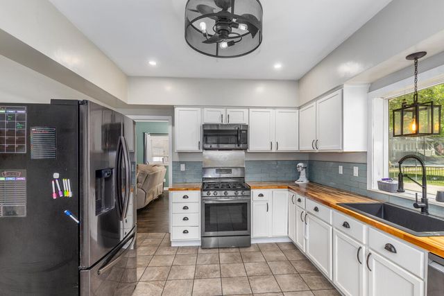 501 W Grove, Greenville, MI 48838