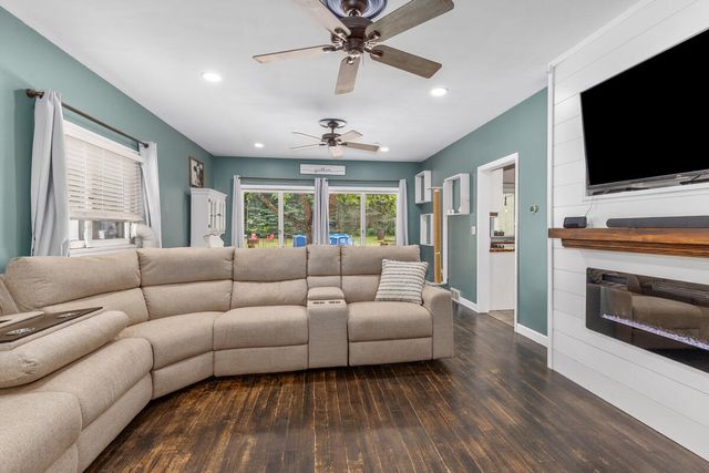 501 W Grove, Greenville, MI 48838