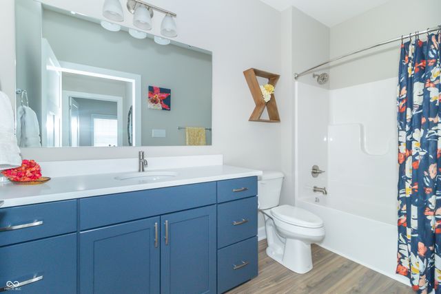 6216 Fairview Drive, Mccordsville, IN 46055