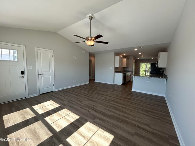 502 Cove Drive, Newport, NC 28570