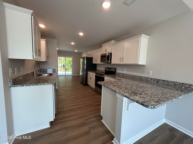 502 Cove Drive, Newport, NC 28570