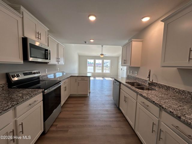 502 Cove Drive, Newport, NC 28570