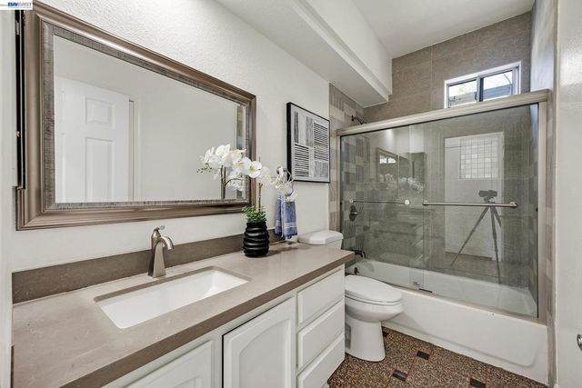 239 Balboa Dr, Milpitas, CA 95035