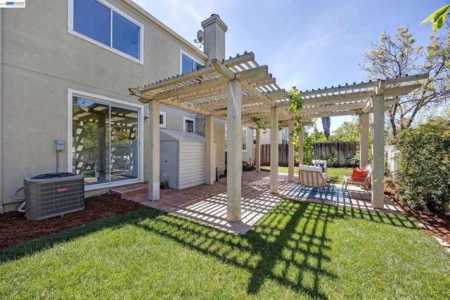 239 Balboa Dr, Milpitas, CA 95035