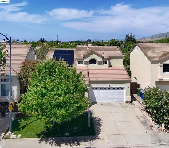 239 Balboa Dr, Milpitas, CA 95035