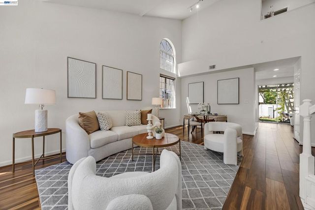 239 Balboa Dr, Milpitas, CA 95035