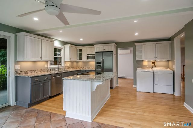 44 Pent Road, Madison, CT 06443