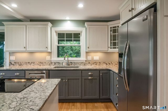 44 Pent Road, Madison, CT 06443
