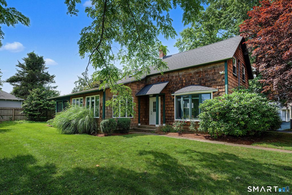 44 Pent Road, Madison, CT 06443