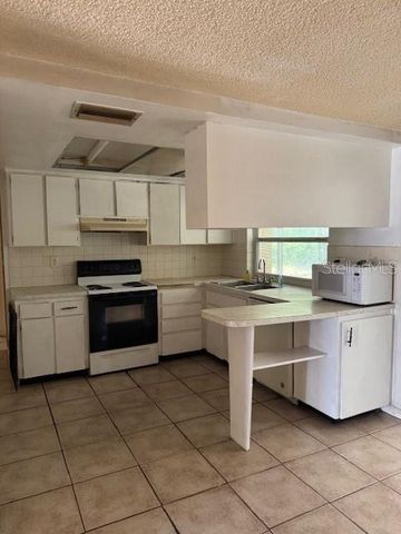 8811 GOSHEN LANE, Port Richey, FL 34668