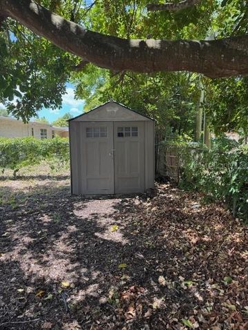 8811 GOSHEN LANE, Port Richey, FL 34668