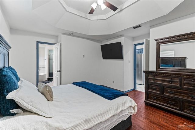 871 S Quail Hollow Drive, Weslaco, TX 78596