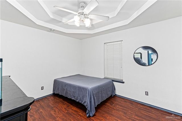 871 S Quail Hollow Drive, Weslaco, TX 78596