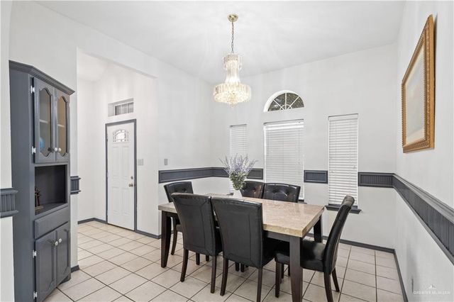 871 S Quail Hollow Drive, Weslaco, TX 78596