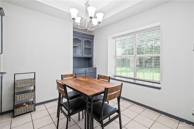 871 S Quail Hollow Drive, Weslaco, TX 78596