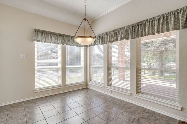 7116 Deer Hollow Drive, Fort Worth, TX 76132