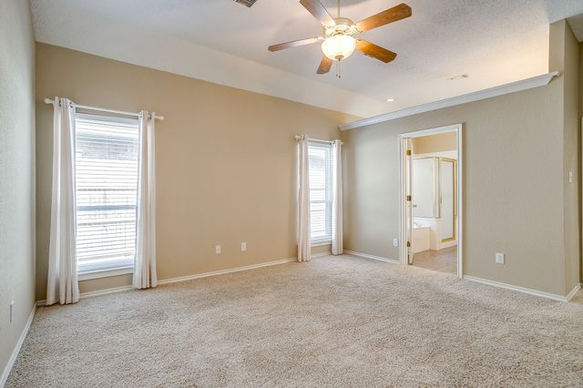 7116 Deer Hollow Drive, Fort Worth, TX 76132