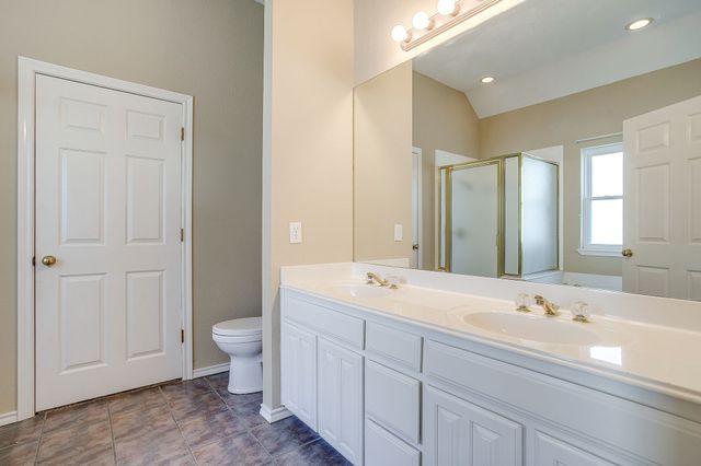 7116 Deer Hollow Drive, Fort Worth, TX 76132