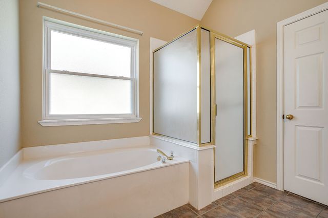 7116 Deer Hollow Drive, Fort Worth, TX 76132