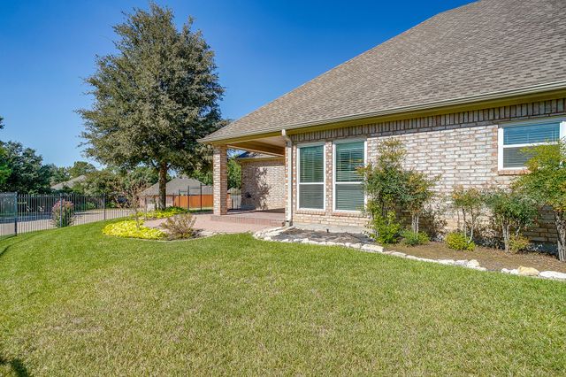 7116 Deer Hollow Drive, Fort Worth, TX 76132