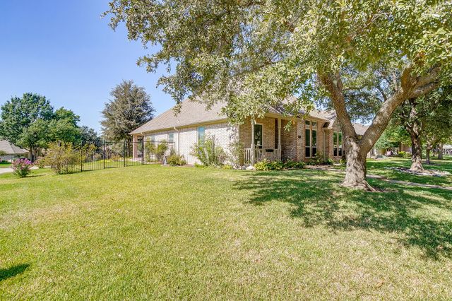7116 Deer Hollow Drive, Fort Worth, TX 76132