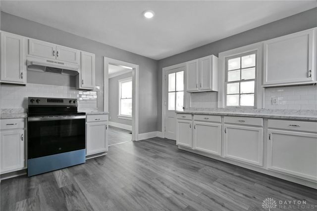 878 N Detroit Street, Xenia, OH 45385