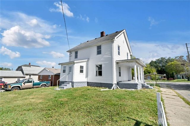 878 N Detroit Street, Xenia, OH 45385