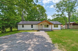 1095 Franklin Rd, Jamestown, TN 38556