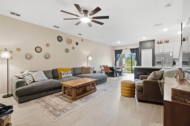 6893 GABLE GROVE AVENUE, Jacksonville, FL 32217