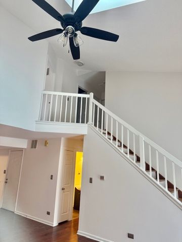 1636 Estate Circle 1636, Naperville, IL 60565