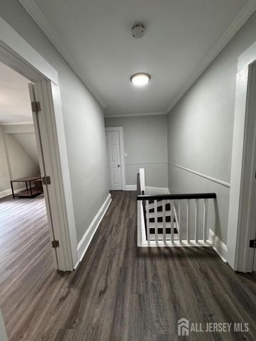 86 Harvey Street, New Brunswick, NJ 08901