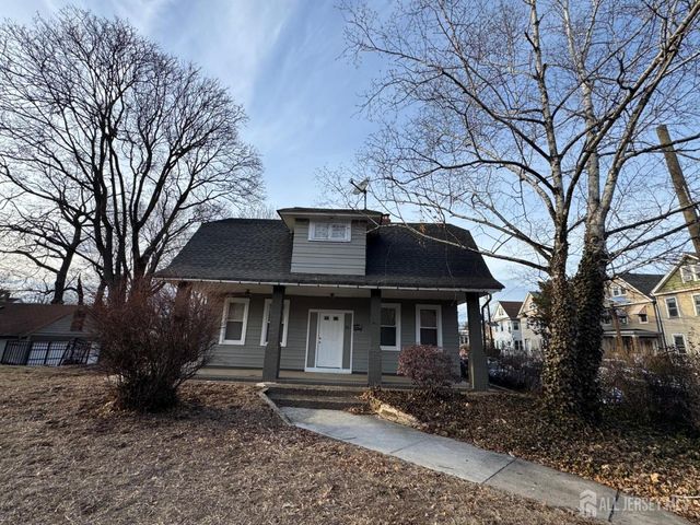 86 Harvey Street, New Brunswick, NJ 08901