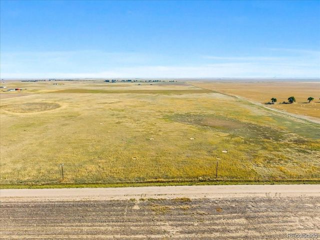 70044 E 38th Ave, Byers, CO 80103