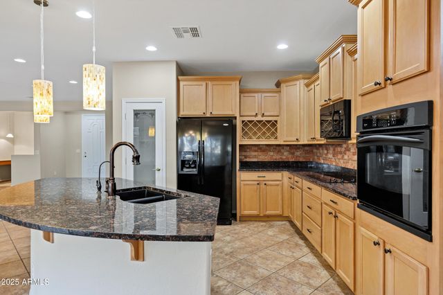 20375 N Enchantment Pass, Maricopa, AZ 85138